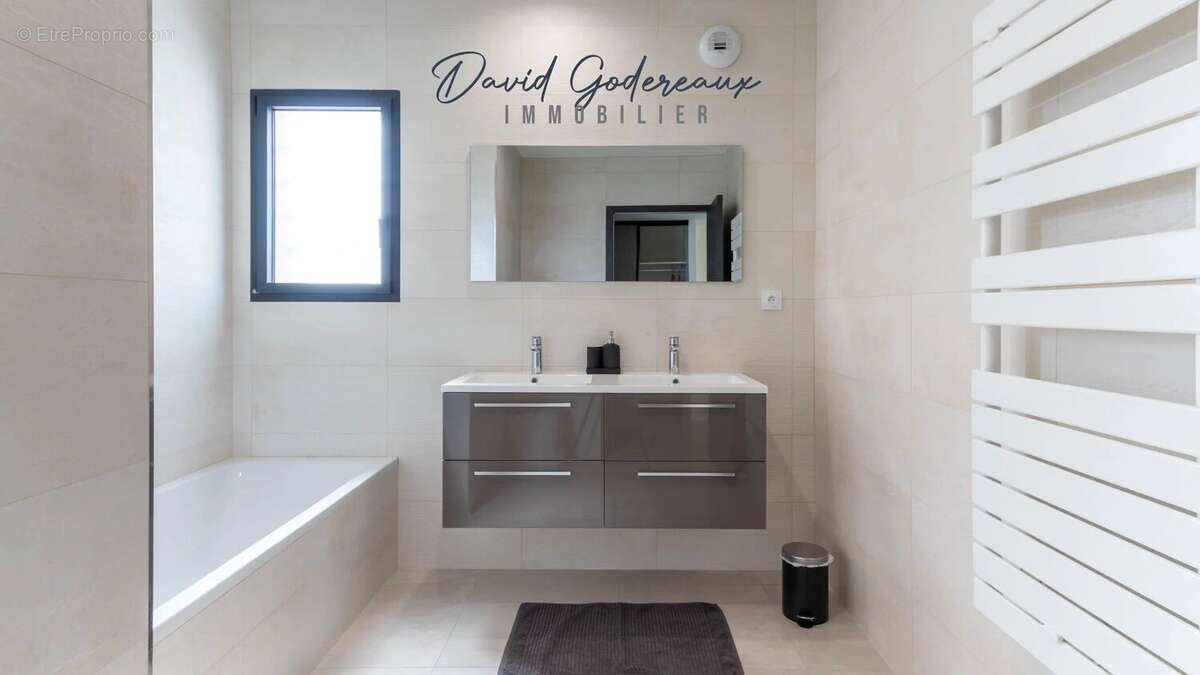 Maison à SAINT-RAPHAEL