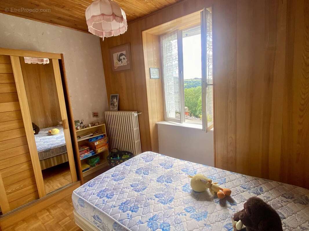 Maison à LE MONASTIER-SUR-GAZEILLE