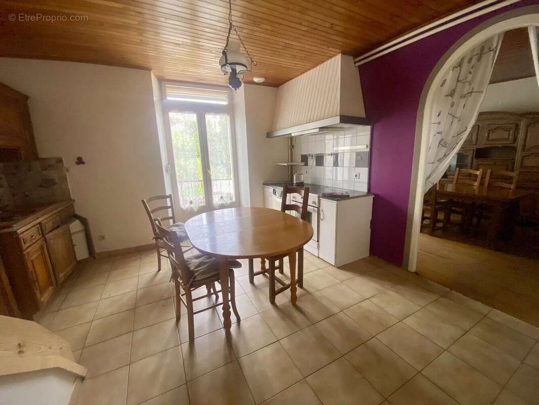 Maison à LE MONASTIER-SUR-GAZEILLE