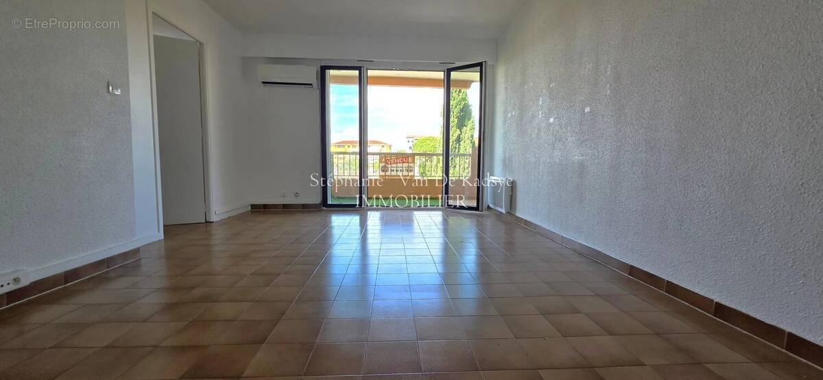 Appartement à FREJUS