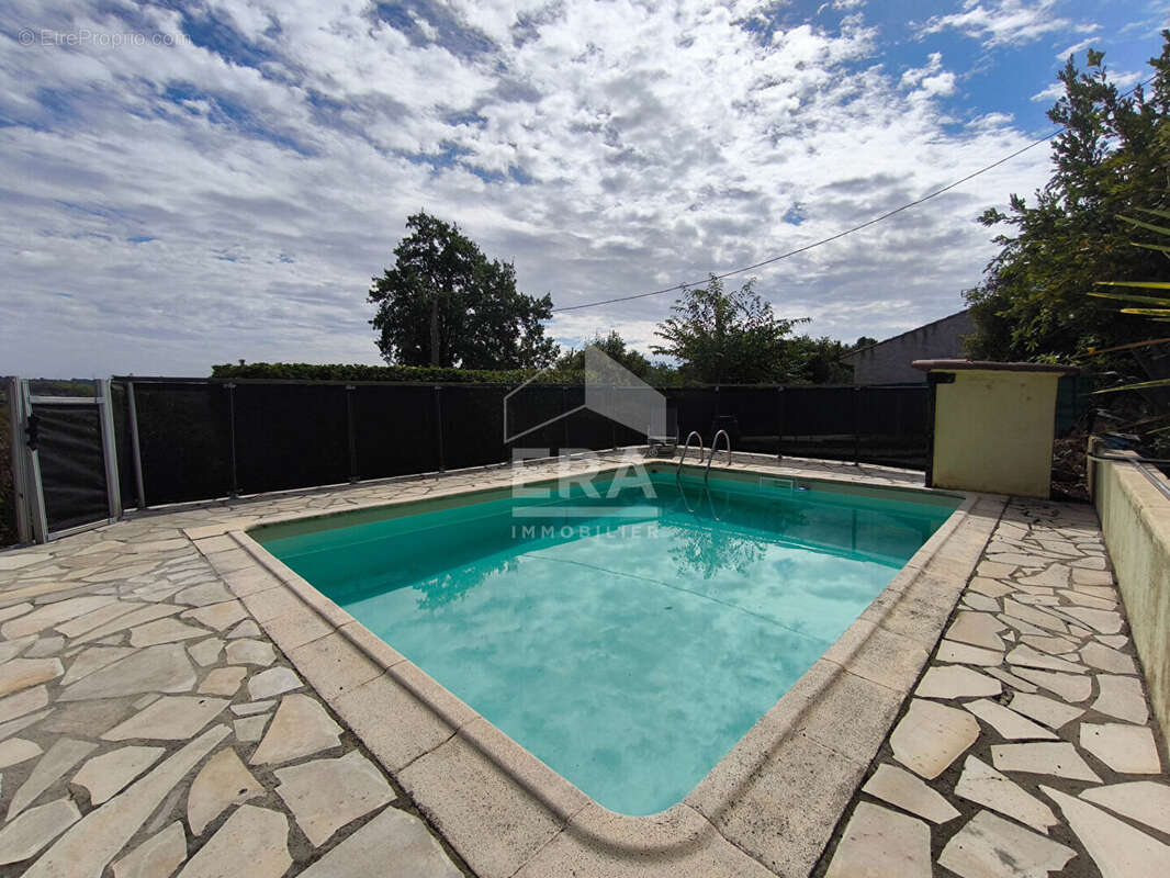 Maison à TRANS-EN-PROVENCE