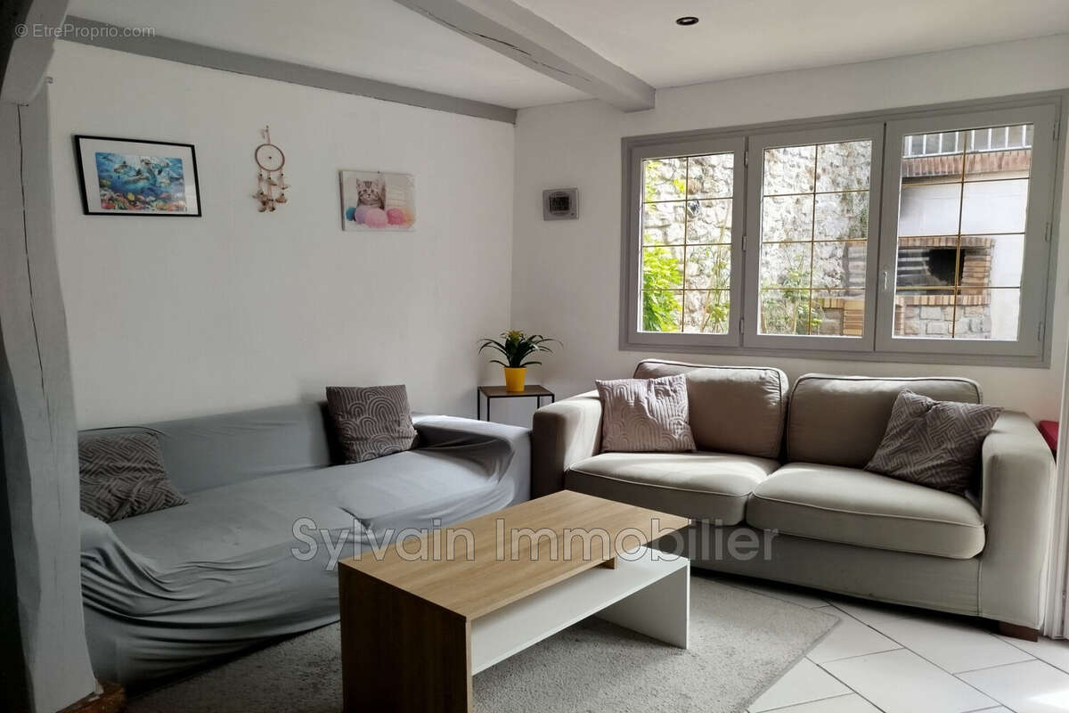 Maison à FORGES-LES-EAUX