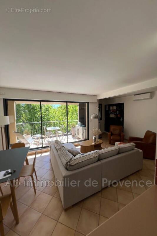 Appartement à LOURMARIN