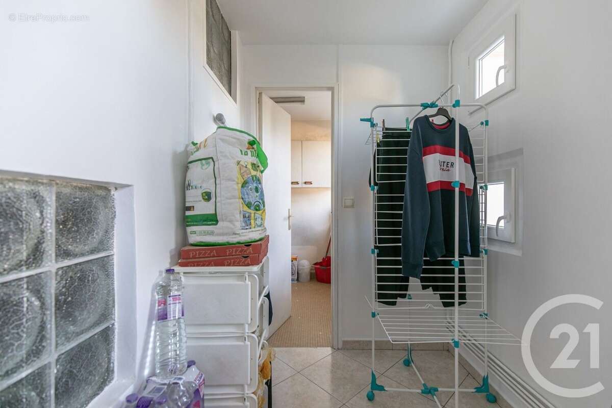 Appartement à SAINT-MAUR-DES-FOSSES