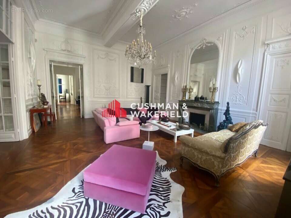 Commerce à TOULOUSE