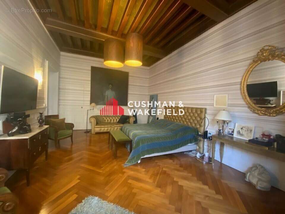 Commerce à TOULOUSE