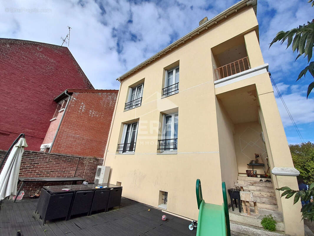 Maison à CHAUNY