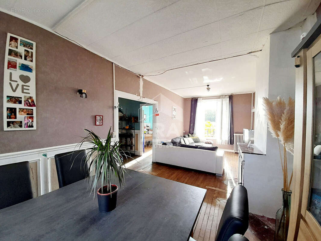 Maison à CHAUNY