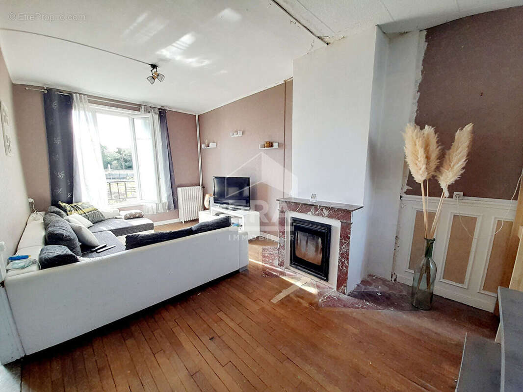 Maison à CHAUNY