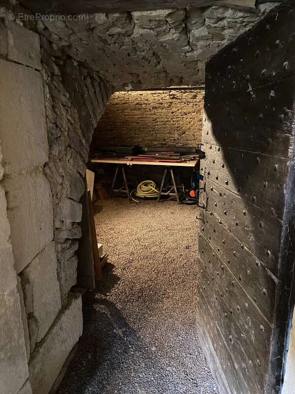 Maison à BOUX-SOUS-SALMAISE