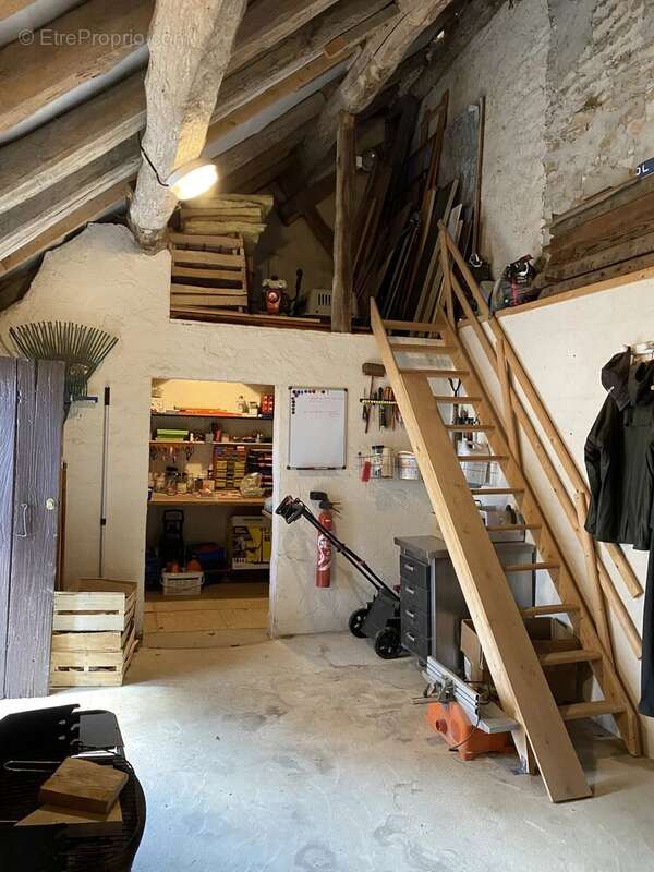 Maison à BOUX-SOUS-SALMAISE