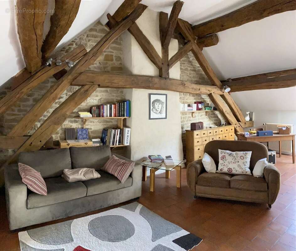 Maison à BOUX-SOUS-SALMAISE