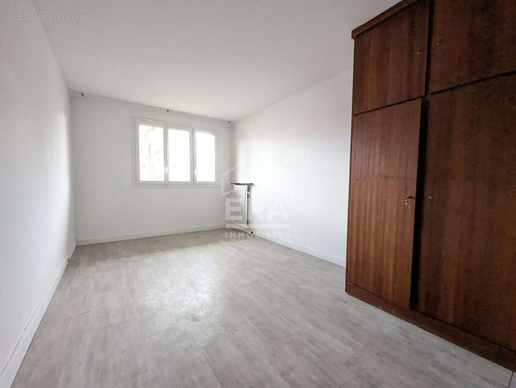 Appartement à FONTENAY-SOUS-BOIS