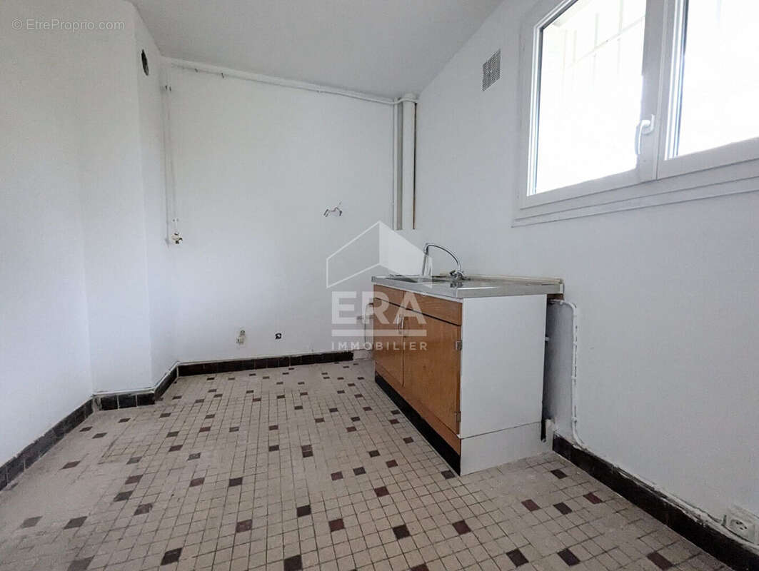 Appartement à FONTENAY-SOUS-BOIS