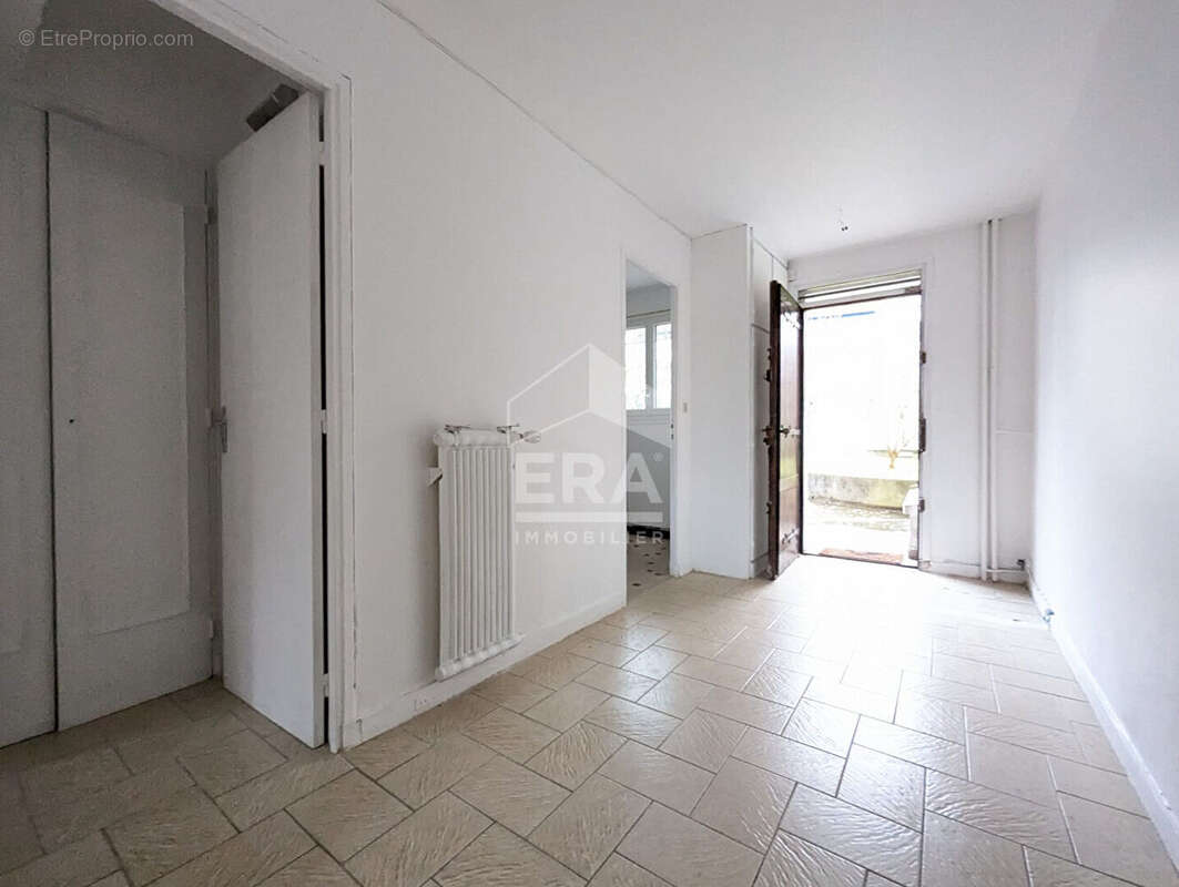 Appartement à FONTENAY-SOUS-BOIS