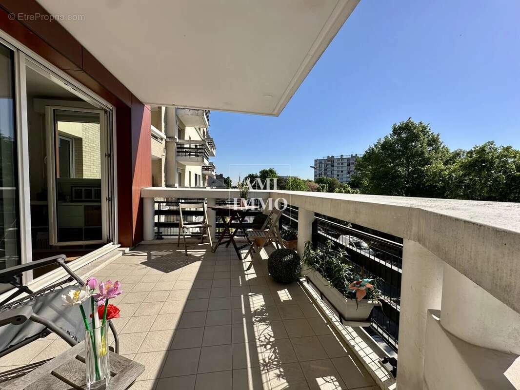 Appartement à CHATILLON