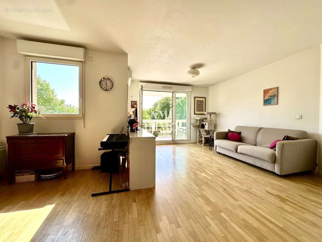 Appartement à CHATILLON