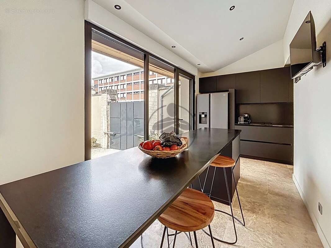 Maison à SAINT-QUENTIN