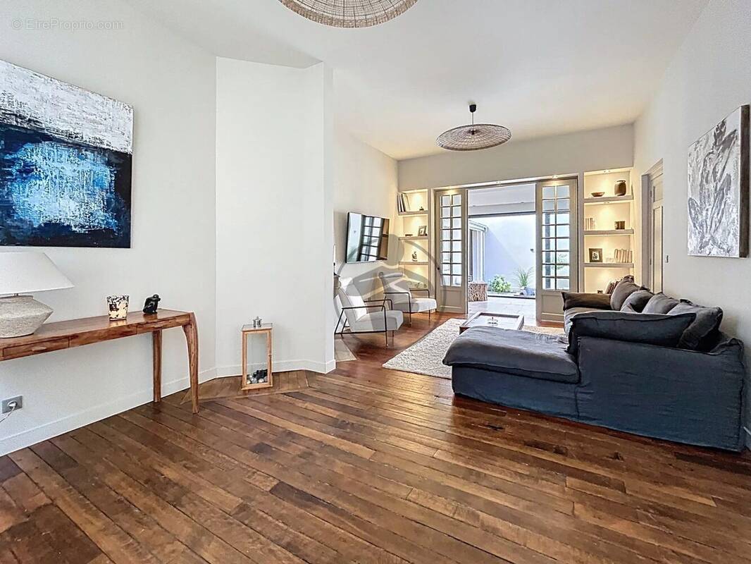 Maison à SAINT-QUENTIN