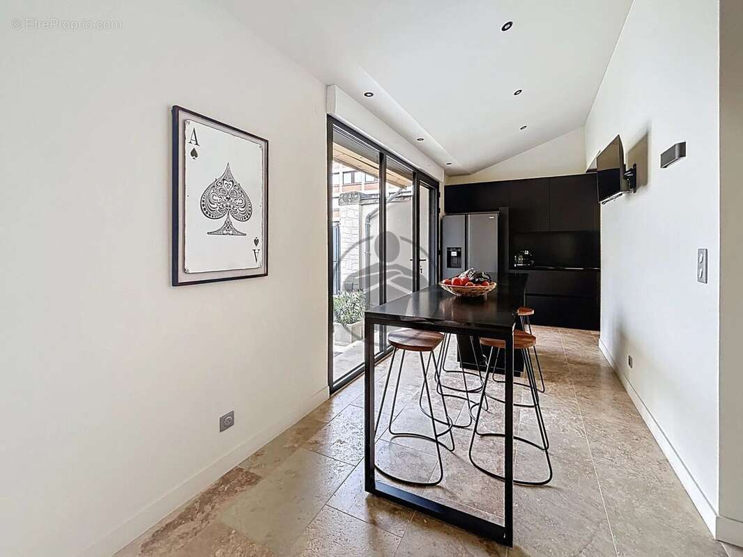 Maison à SAINT-QUENTIN