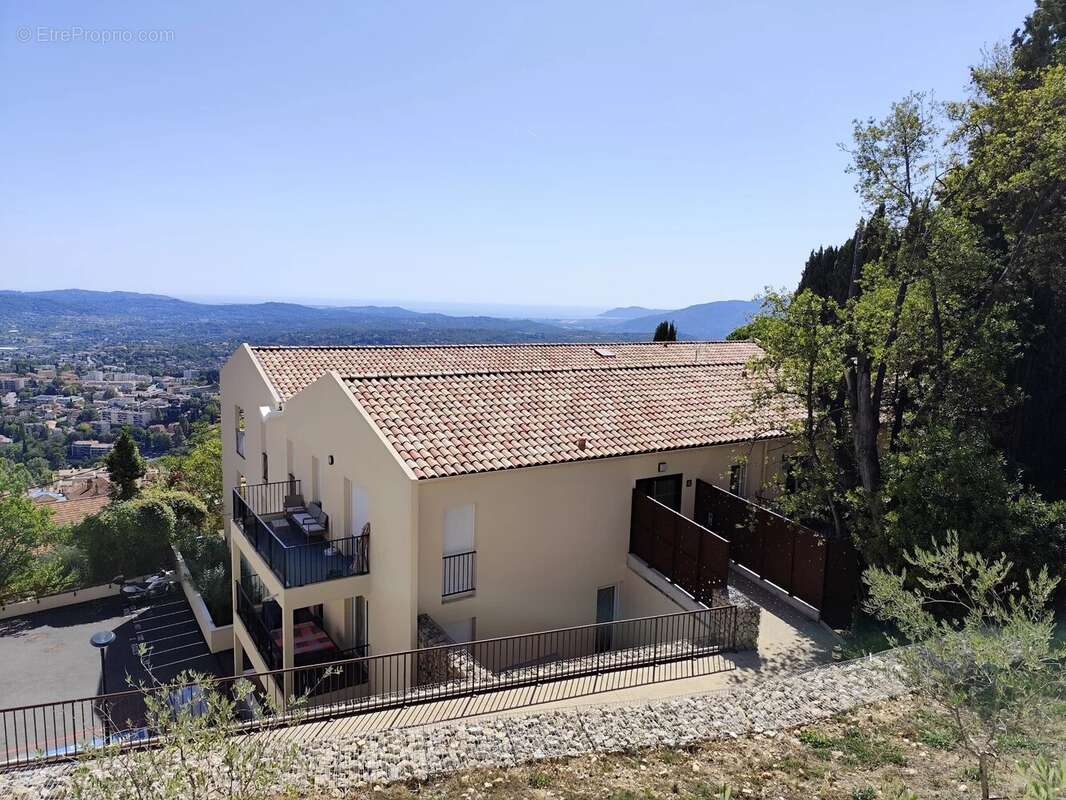 Appartement à GRASSE