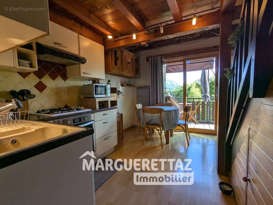 Appartement à ONNION