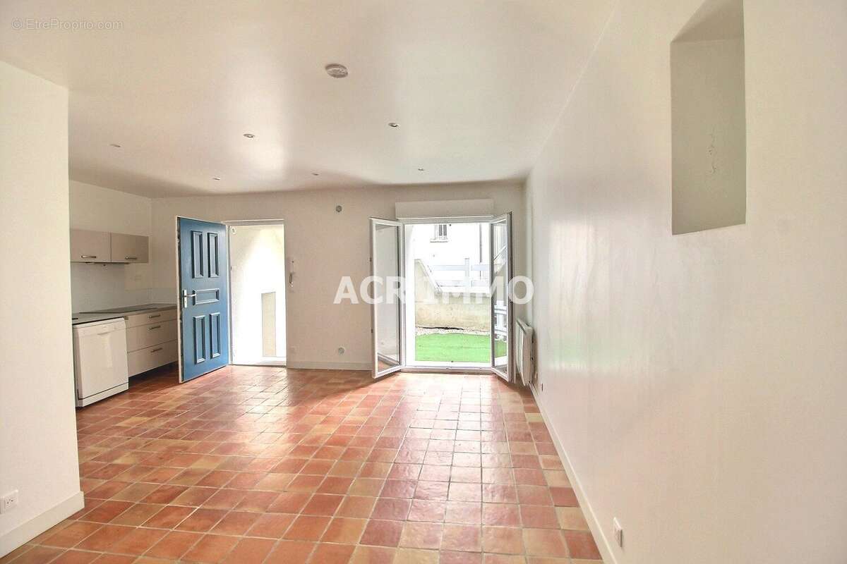 Appartement à VERNOUILLET