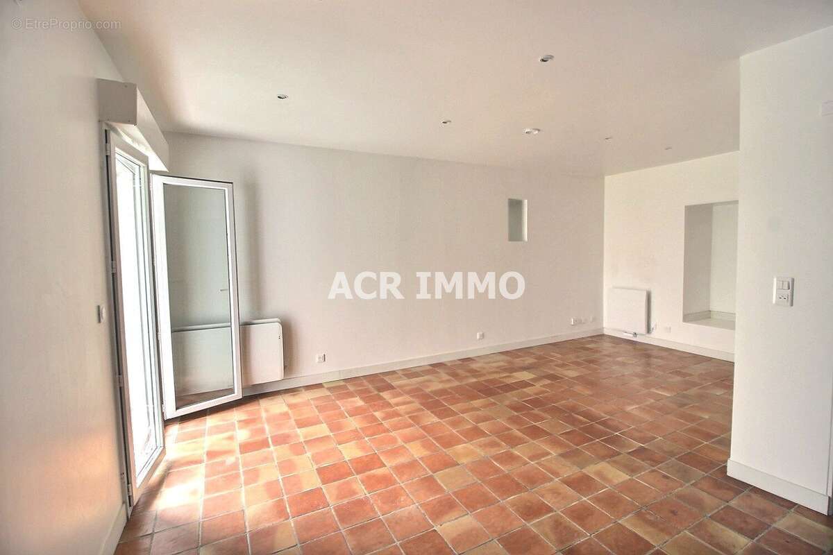 Appartement à VERNOUILLET