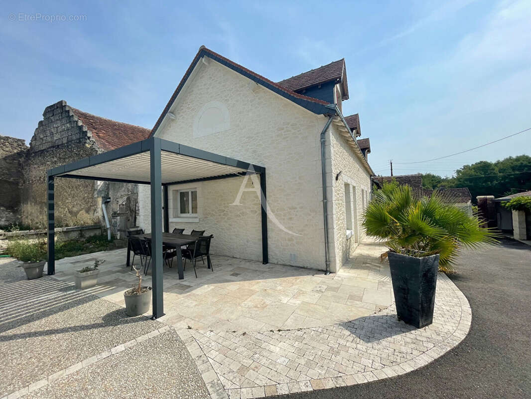 Maison à SAINT-JULIEN-DE-CHEDON