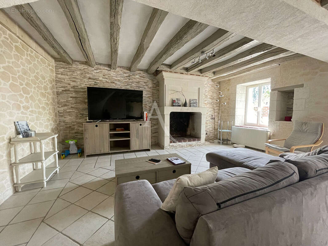 Maison à SAINT-JULIEN-DE-CHEDON