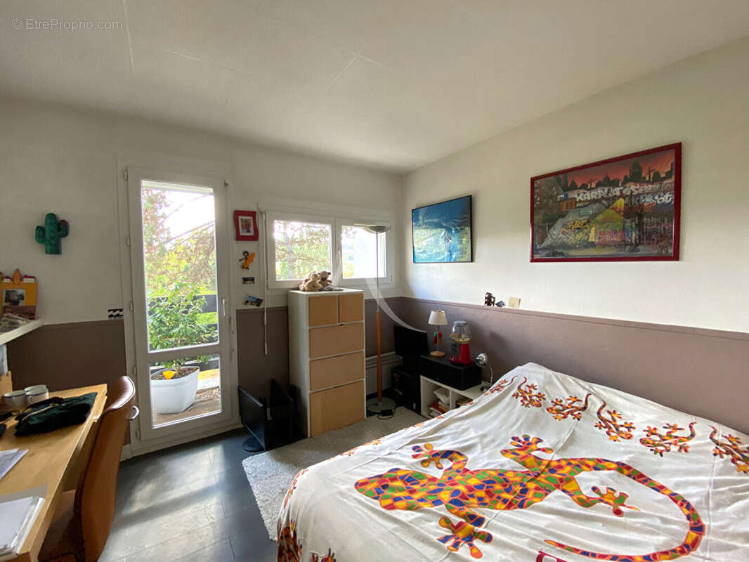 Appartement à GIF-SUR-YVETTE