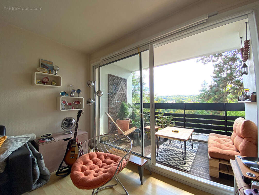 Appartement à GIF-SUR-YVETTE