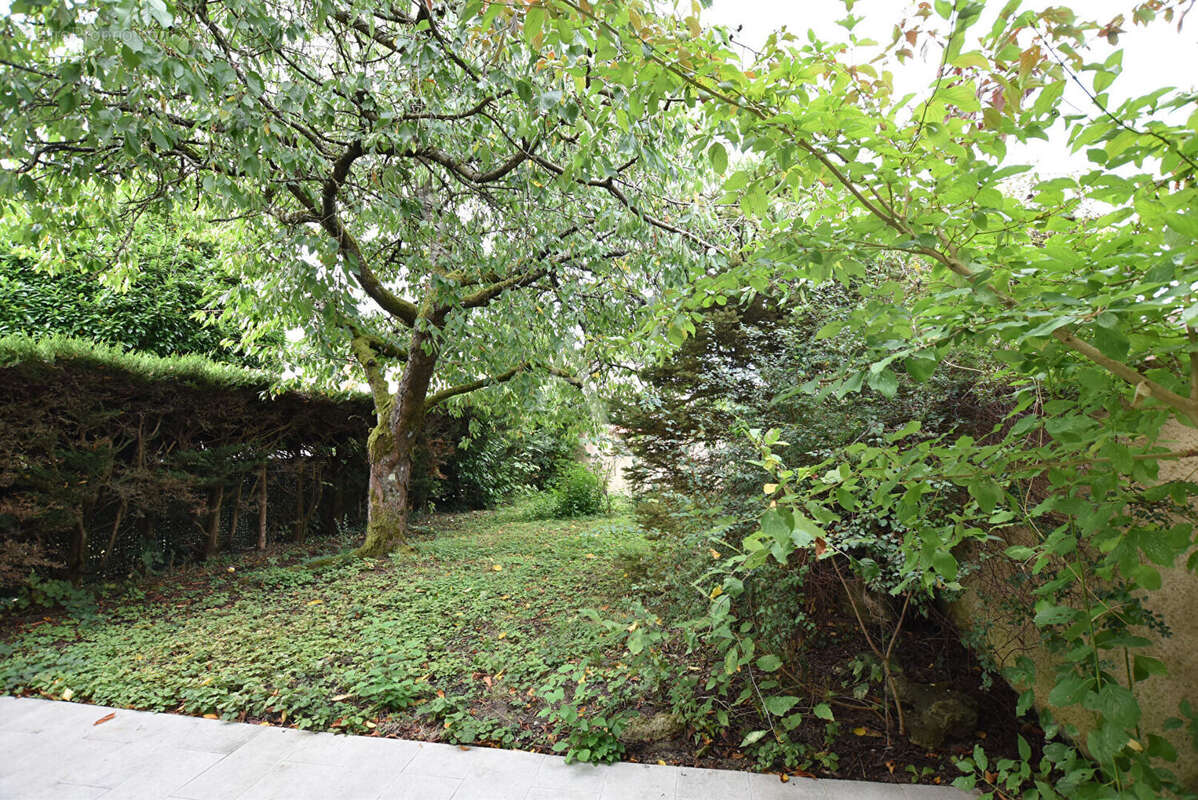 Maison à COMBS-LA-VILLE