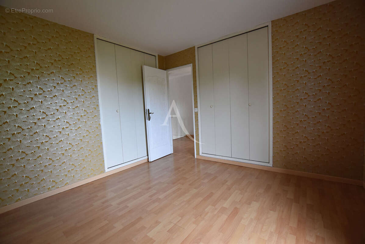 Maison à COMBS-LA-VILLE