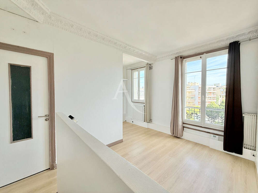 Appartement à LE PERREUX-SUR-MARNE