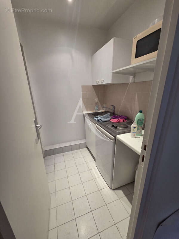 Commerce à PARIS-11E