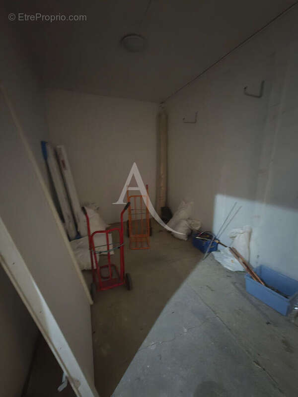 Commerce à PARIS-11E