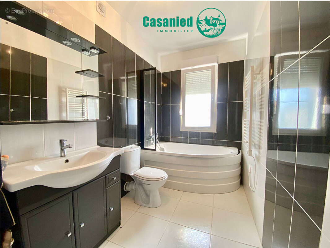 Maison à CHEMERY-LES-DEUX