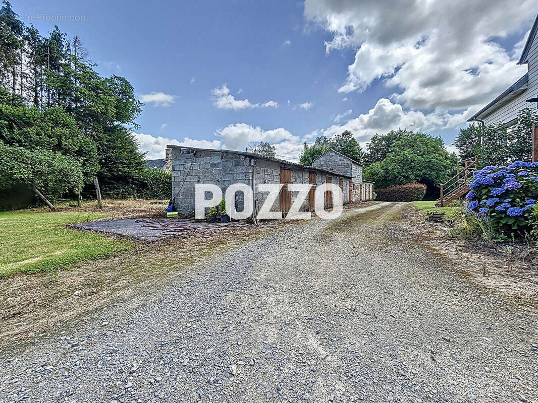 Maison à LA CHAPELLE-CECELIN