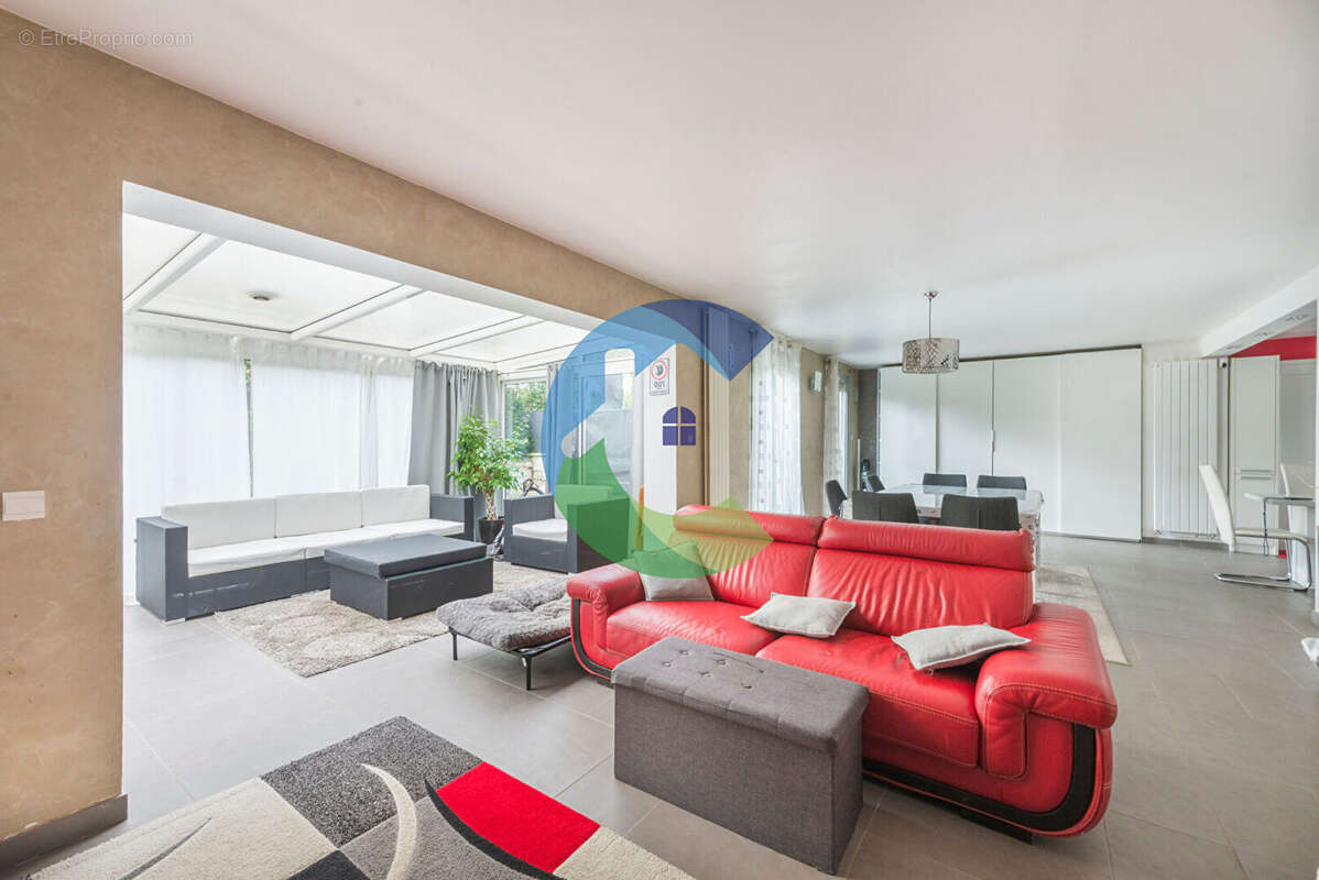 Maison à LONGJUMEAU