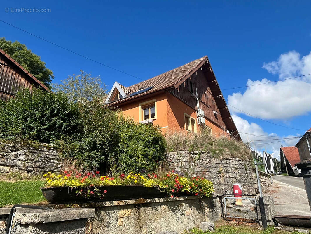 Maison à FOURNETS-LUISANS