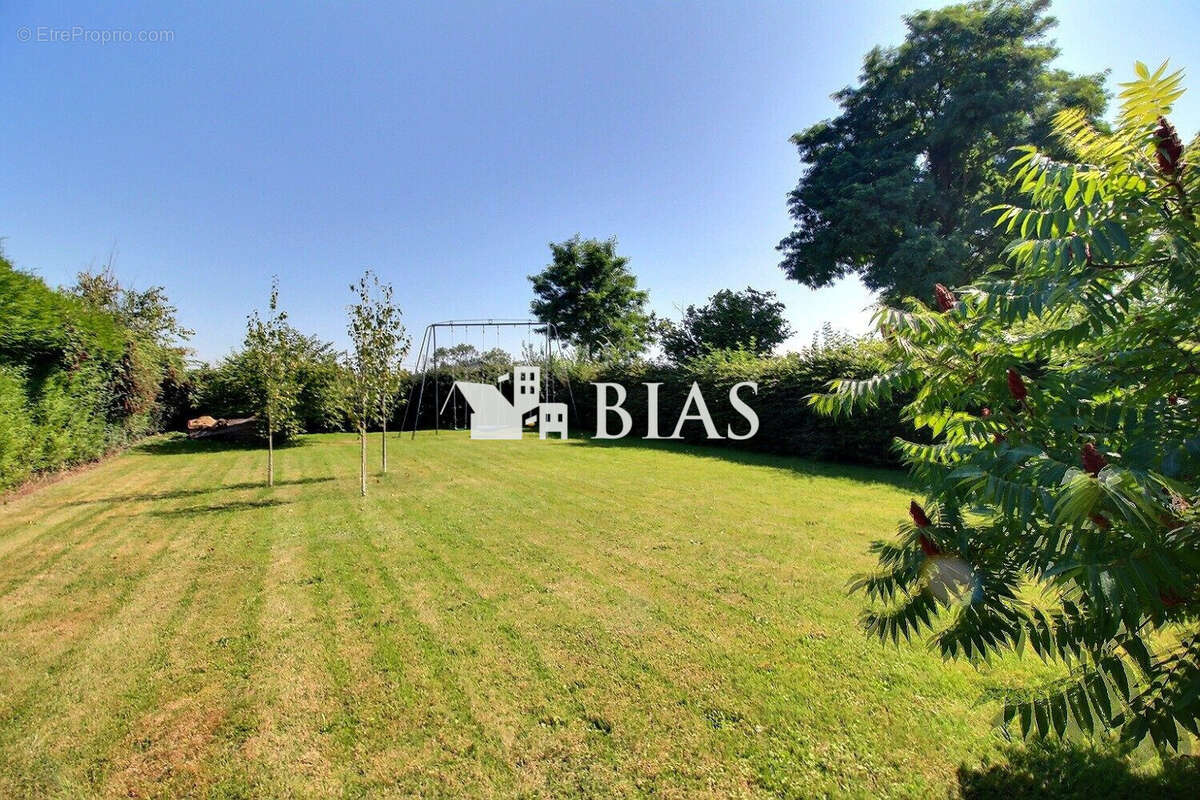 Maison à FORGES-LES-EAUX