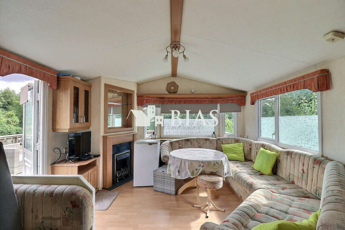 Maison à BLANGY-LE-CHATEAU