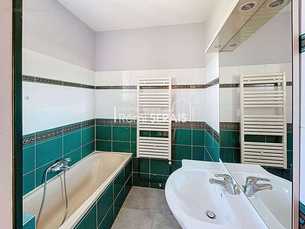 Maison à CONDE-SUR-NOIREAU