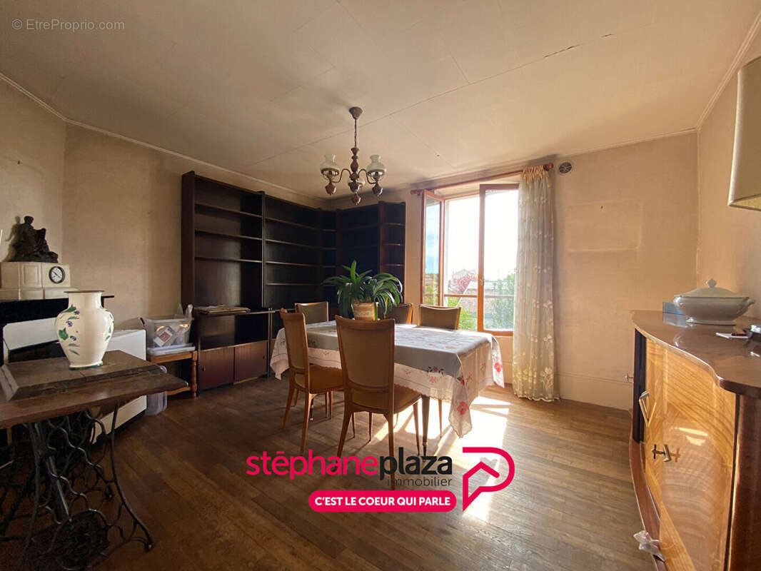 Appartement à CARRIERES-SUR-SEINE