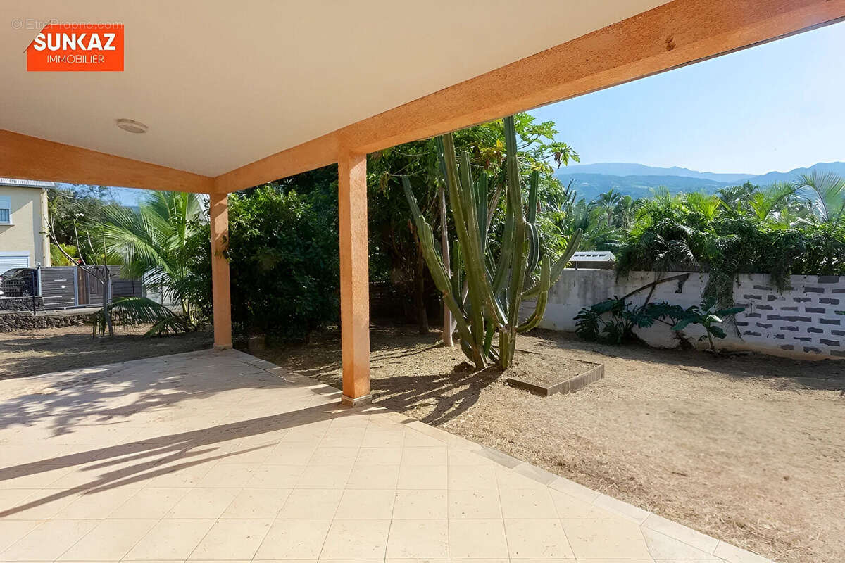 Maison à L&#039;ETANG-SALE