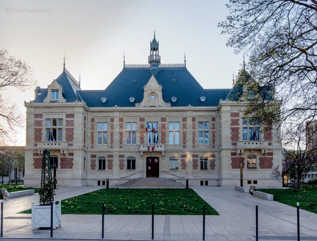 Commerce à MONTROUGE