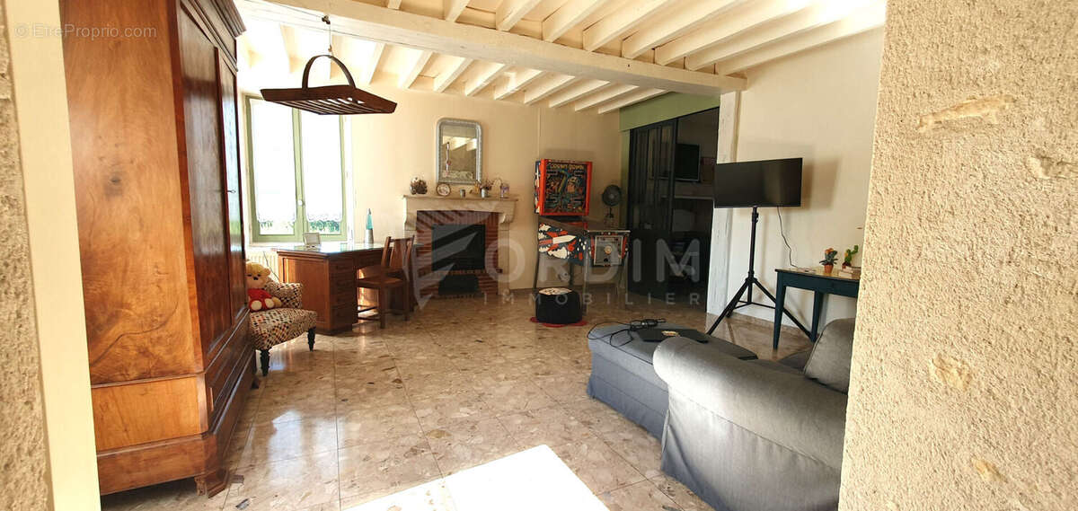 Maison à SUILLY-LA-TOUR