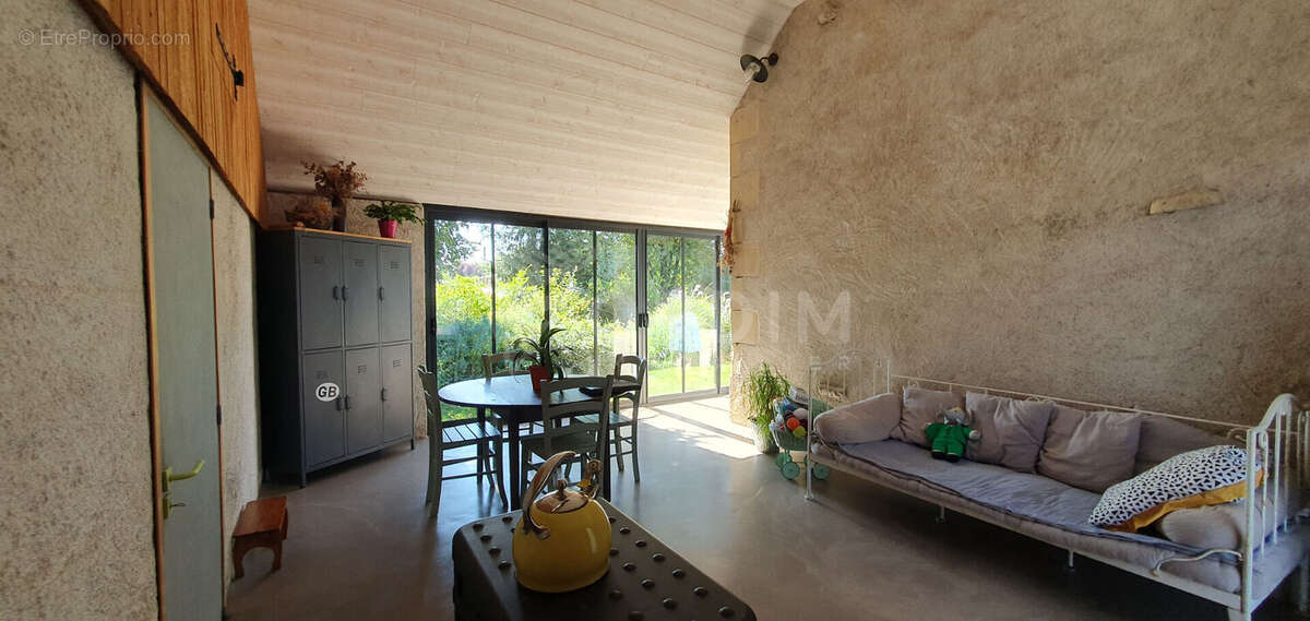 Maison à SUILLY-LA-TOUR