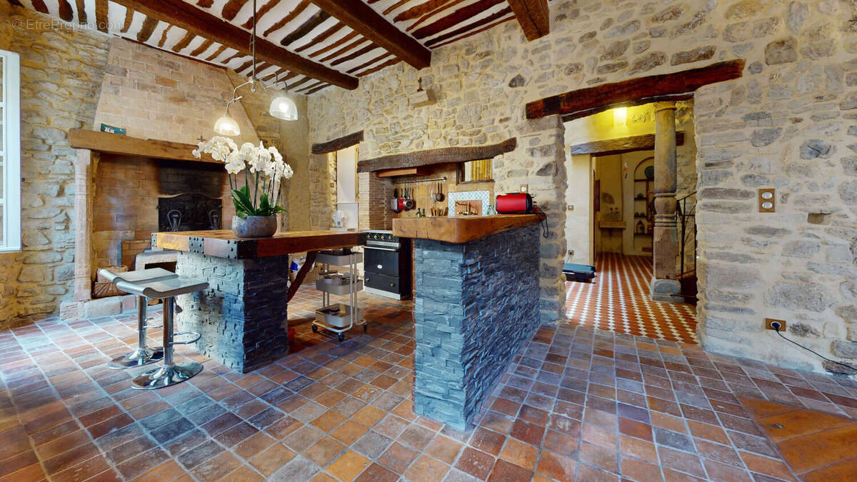 Maison à MOLLANS-SUR-OUVEZE